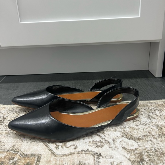 Zara basic women’s black flats size 7 - Picture 3 of 3